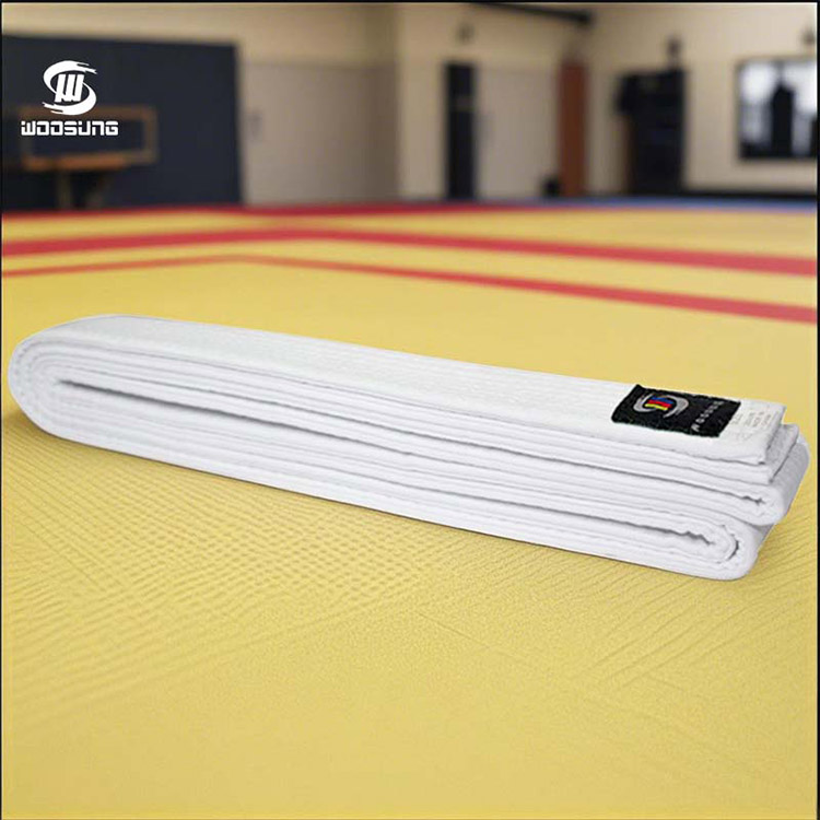 Λευκή ζώνη καράτε